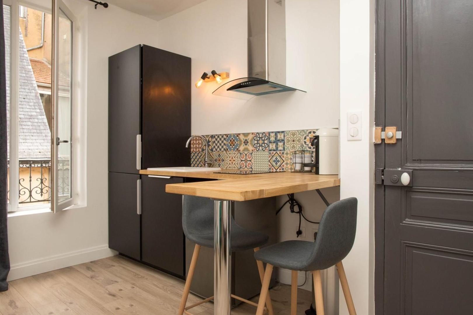 Grand Studio Industriel Dans Le Centre Historique Apartment Poitiers Exterior foto